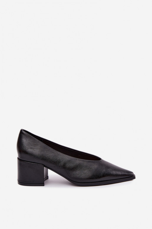 Sapatos com bico pontudo e saltos quadrados em couro sintético na cor preta Lavisa