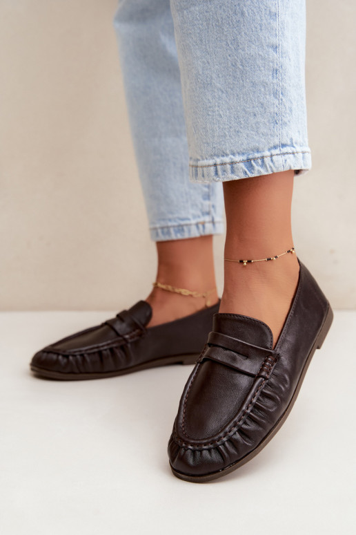 Mocassins femininos com babados na cor chocolate Sabley