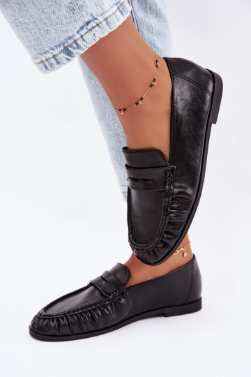 Mocassins femininos com babados na cor preta Sabley