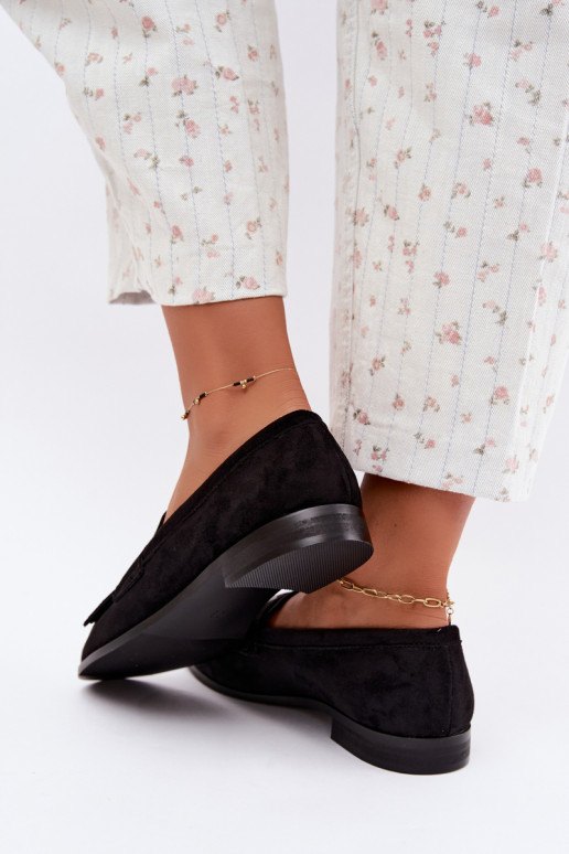 Mocassins pretos para mulheres com franjas e detalhes dourados Brenis