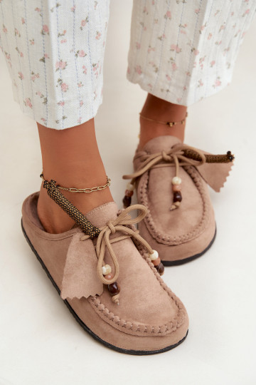 chinelos femininos Mule com pelo cor de areia Melia