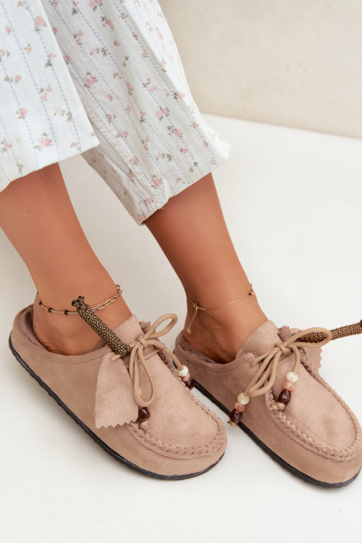 chinelos femininos Mule com pelo cor de areia Melia