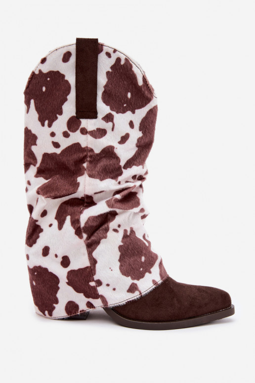 Botins estilo cowboy com cano curvo e saltos na cor marrom Havie