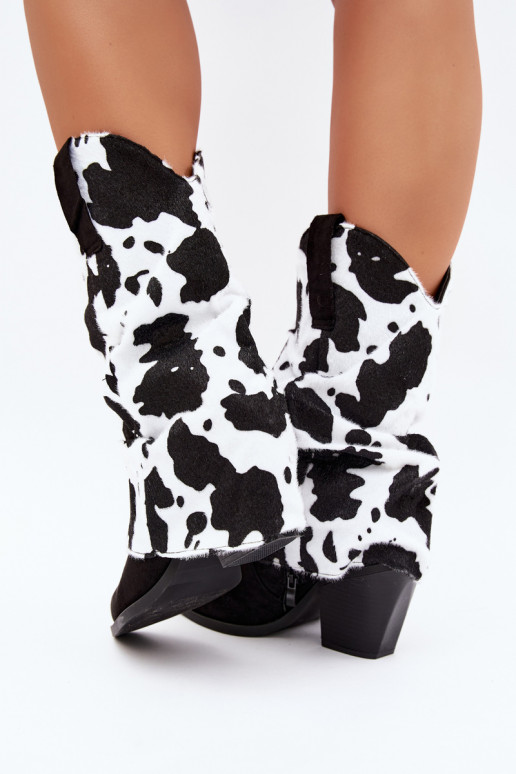 Botins estilo cowboy com cano curvo e saltos na cor preta Havie