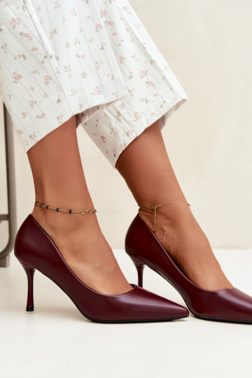Sapatos de salto clássicos em couro sintético, cor bordô Nesha