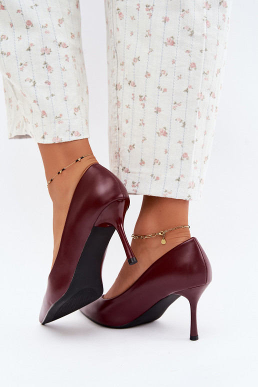 Sapatos de salto clássicos em couro sintético, cor bordô Nesha