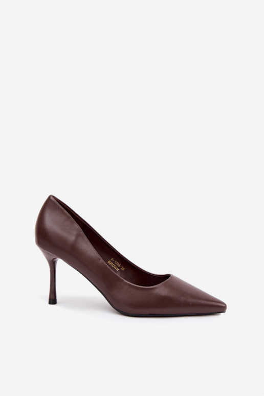 Sapatos de salto clássicos em couro sintético, cor chocolate Nesha
