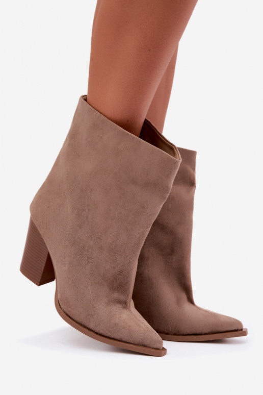 Botins femininos de bico em cor caqui Hileta