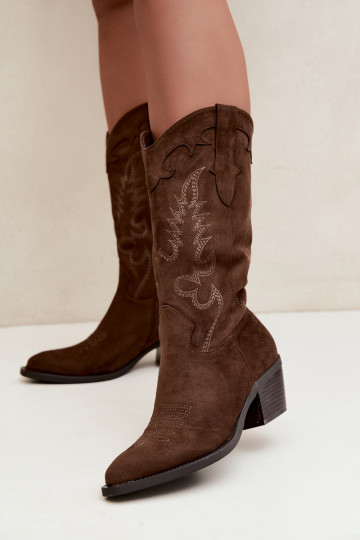 Botas femininas cowboy de cano alto com salto em cor chocolate Betina 2