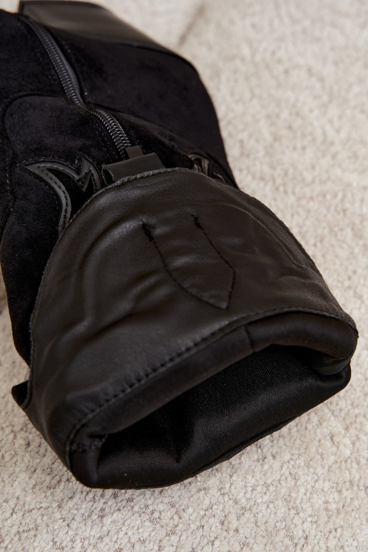 Botas altas de estilo cowboy em preto Betina