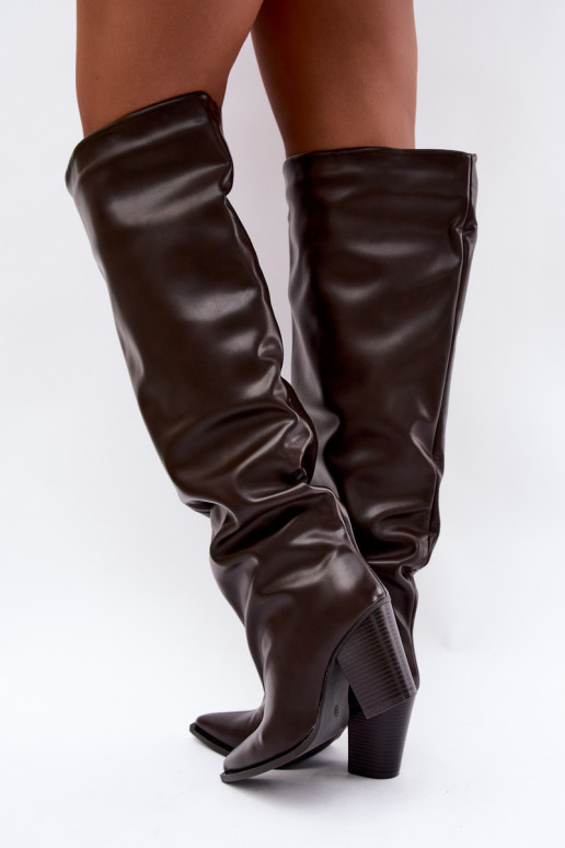 Botas femininas altas com salto em estilo slip-on em couro sintético chocolate Anica