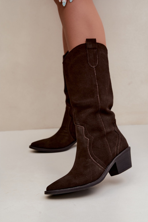 Botas altas estilo cowboy em camurça natural com isolamento e salto na cor chocolate Radley