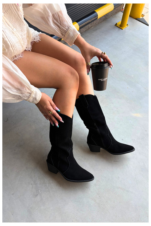 Botas altas estilo cowboy em camurça natural com isolamento e salto na cor preta Radley