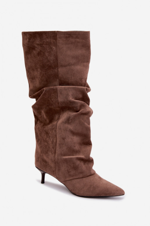 Botas caqui amassadas até o joelho com salto kitten de camurça LoĮen