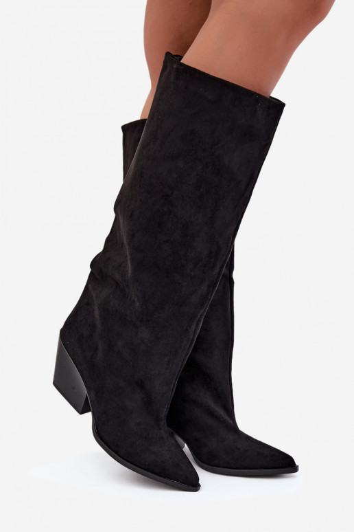 Botas altas pretas de slip-on com saltos e bico fino Blenia