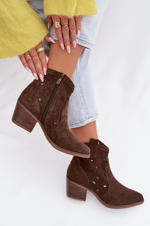 botins femininos estilo cowboy com detalhes recortados CzekoladoĮe Nolvina