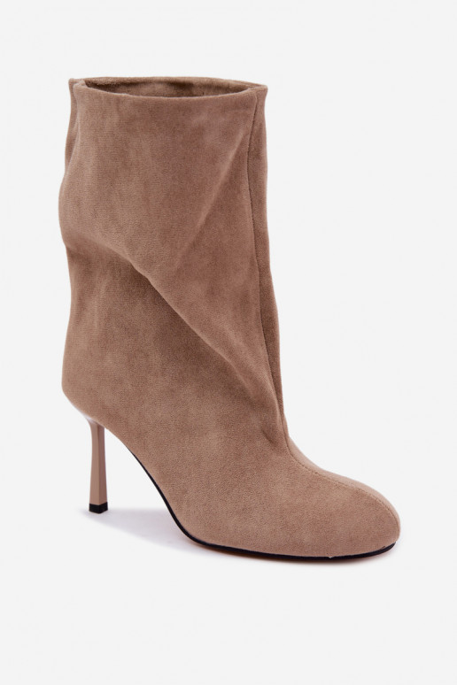 Botins de cor areia com saltos finos Slouchy Penrose