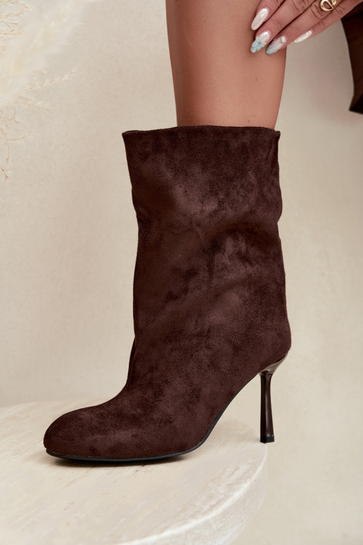 Botins de cor chocolate com saltos finos Slouchy Penrose