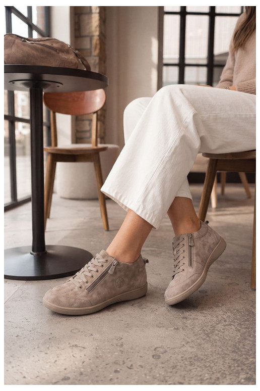 Sapatos femininos em camurça sintética areia Brindle