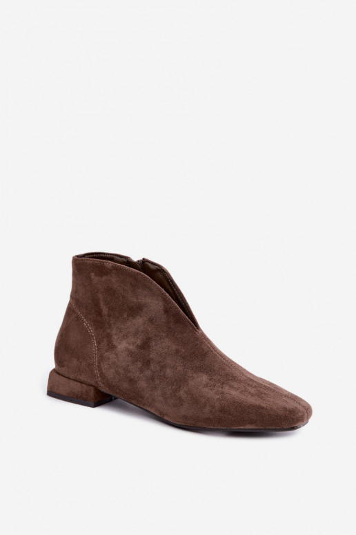 Botins baixos caqui Cut Out com saltos largos Canella