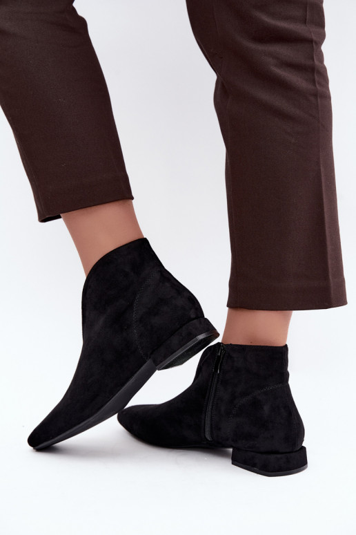 Botins pretos baixos Cut Out com saltos largos Canella
