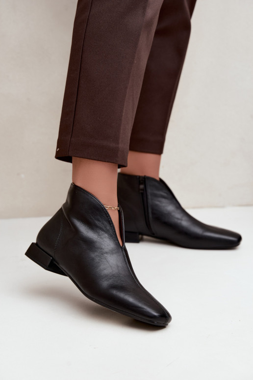 Botins pretos baixos Cut Out com saltos largos em couro sintético Canella