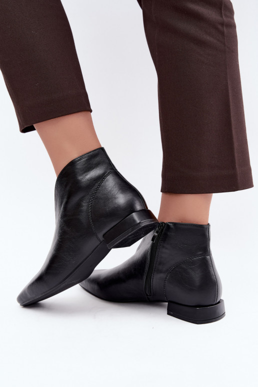 Botins pretos baixos Cut Out com saltos largos em couro sintético Canella