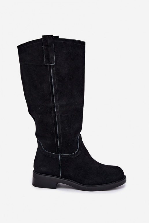 Botas pretas de camurça isoladas Ashmere
