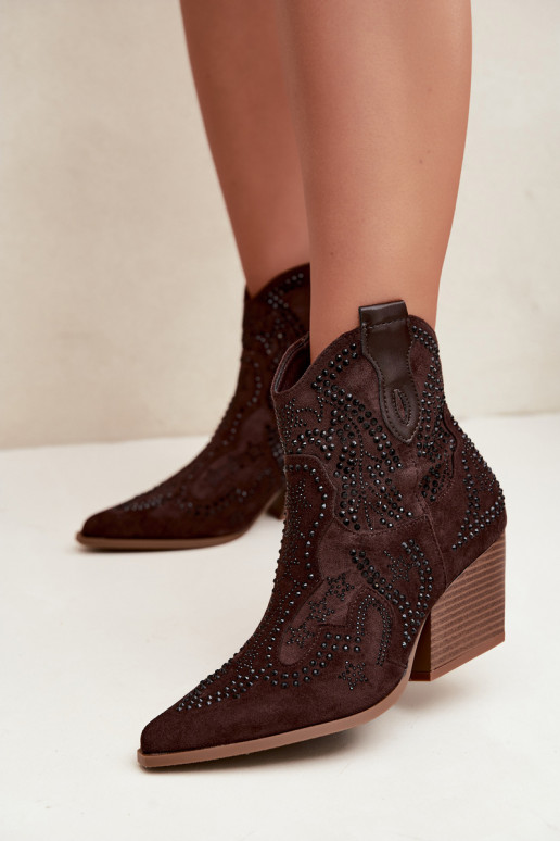 Botins de estilo cowboy em preto com enfeites na cor chocolate Selden