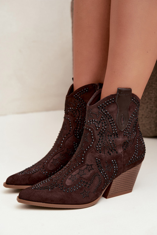 Botins de estilo cowboy em preto com enfeites na cor chocolate Selden
