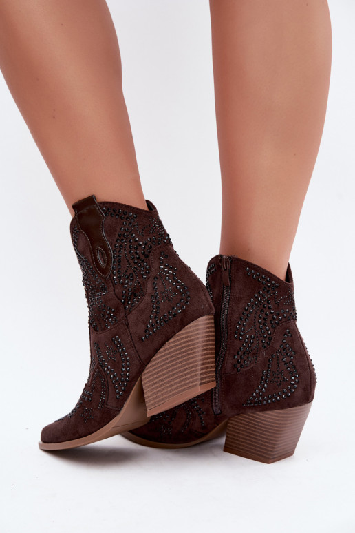 Botins de estilo cowboy em preto com enfeites na cor chocolate Selden