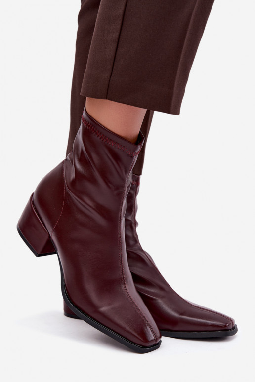 Botins femininos com salto tipo Klocek em couro sintético na cor bordô Rosley