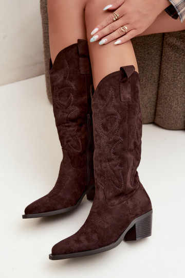 botas de estilo cowboy longas com salto na cor chocolate INesly 2