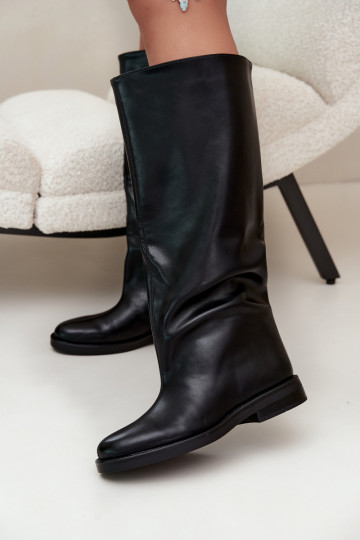 botas altas femininas com saltos largos e bordado decorativo em preto Gresa 2