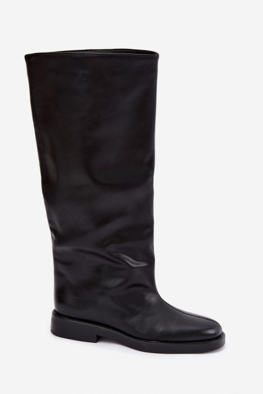 botas altas femininas com saltos largos e bordado decorativo em preto Gresa