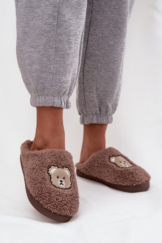 Chinelos femininos com pelagem, cor chocolate