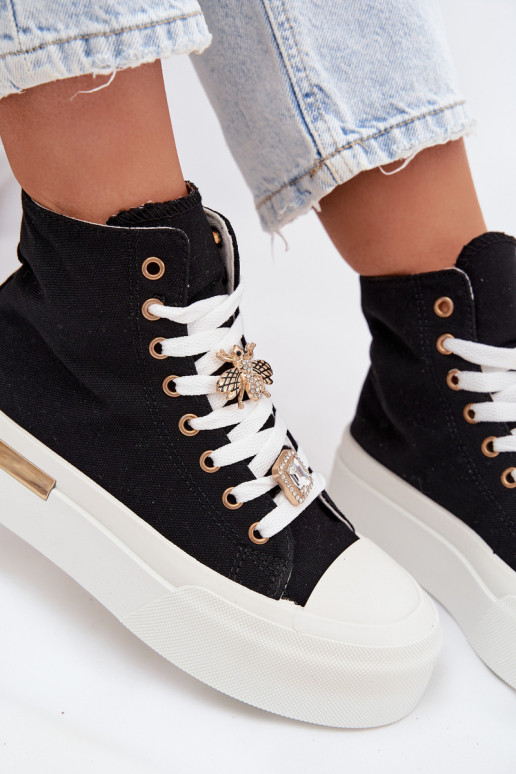 Sapatos casuais pretos com plataforma e fivelas Gracella