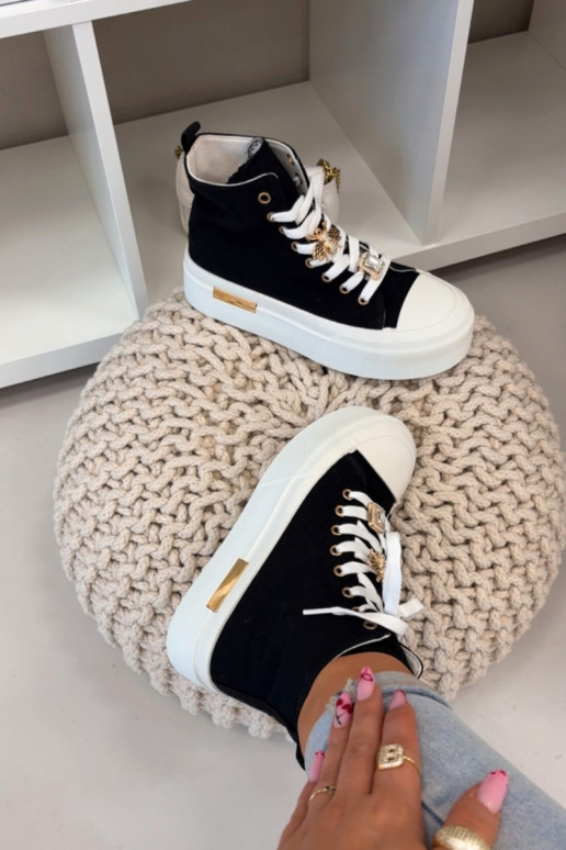 Sapatos casuais pretos com plataforma e fivelas Gracella