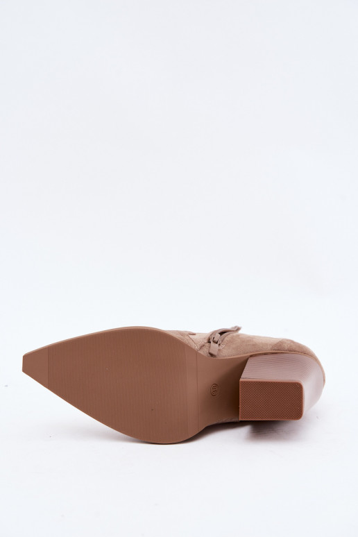 Botins de estilo cowboy para mulheres com saltos na cor areia Berella