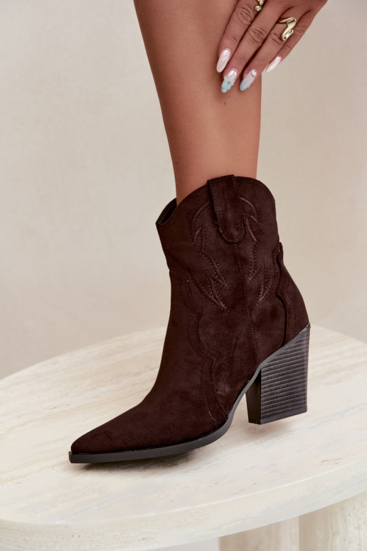 Botins de estilo cowboy para mulheres com saltos na cor chocolate Berella