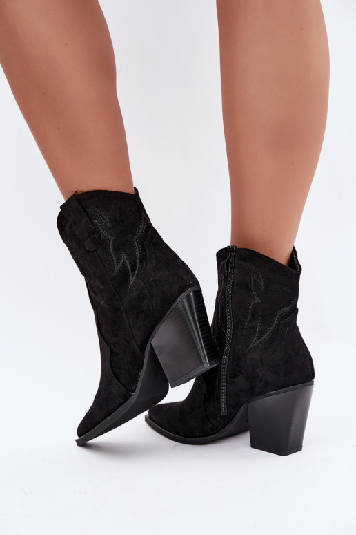 Botins de estilo cowboy para mulheres com saltos na cor preta Berella