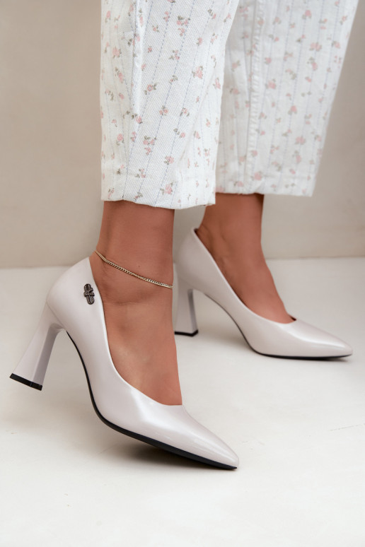 Sapatos de verniz Vinceza 62328 cinzas