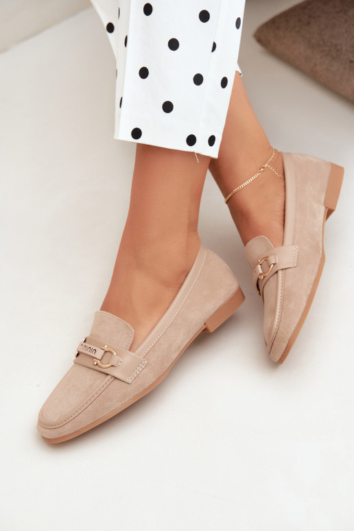 mocassins femininos com elementos elegantes na cor areia Evelora