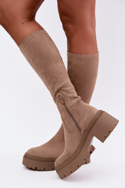 botas femininas de cano alto com plataforma na cor areia Florinne
