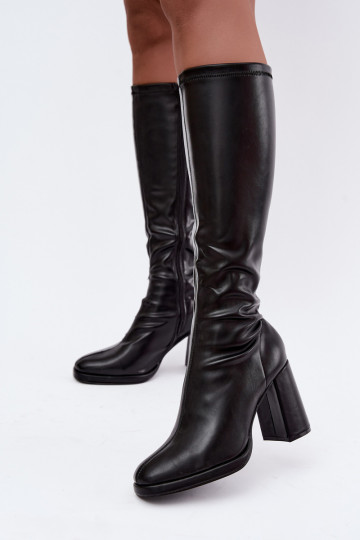 botas femininas de cano alto com costuras no eixo na cor preta Brivana 2