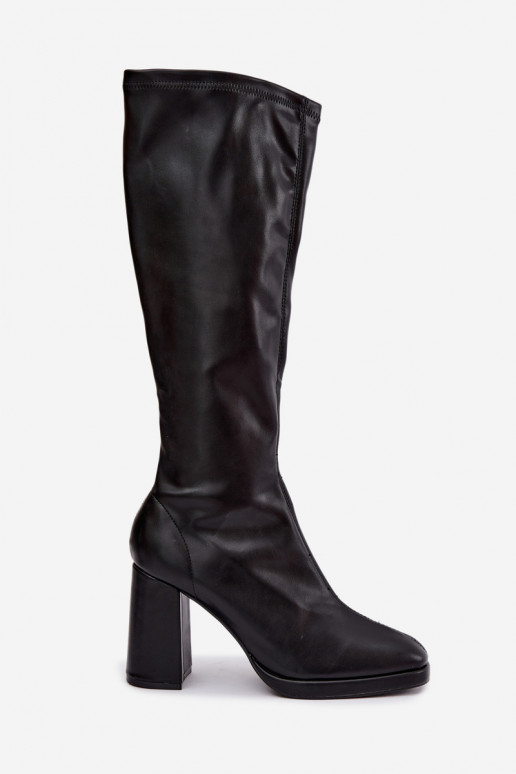botas femininas de cano alto com costuras no eixo na cor preta Brivana