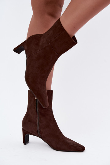 botins femininos com salto na cor castanha Rileya 2