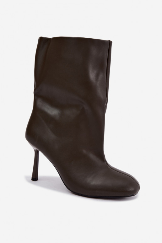 botins slip-on com salto fino na cor caqui Jalisa