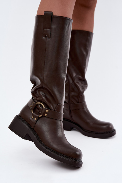 Botas femininas de cano alto com detalhes decorativos na cor chocolate Rileta