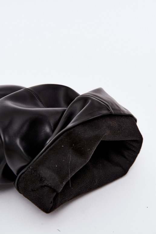 Botins femininos slouchy slip-on com saltos finos na cor preta Harissa